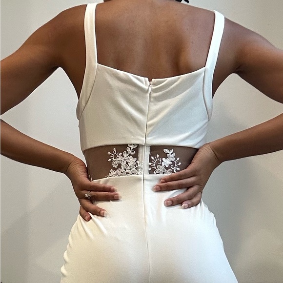 Lulu’s Elegant White Jumpsuit - Picture 2 of 6